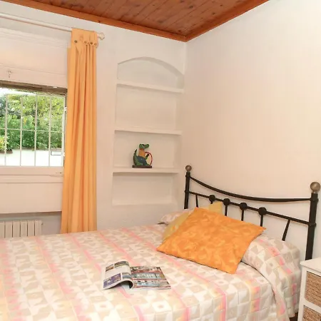 Holiday home Els Avis